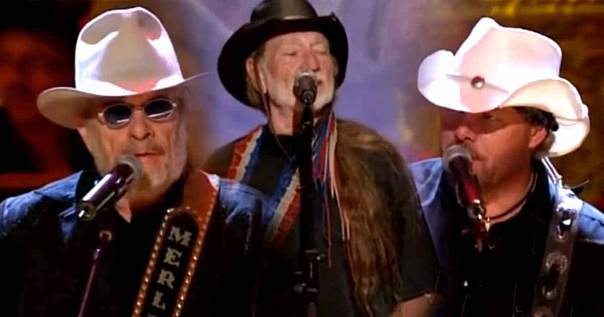Toby Keith Joined Country Legend Merle Haggard In A Memorable Duet of "Mama Tried"