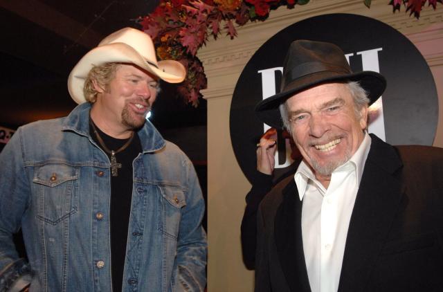 Memorable Video Shows Toby Keith Helping Merle Haggard Finish the Set at One of His Last Shows