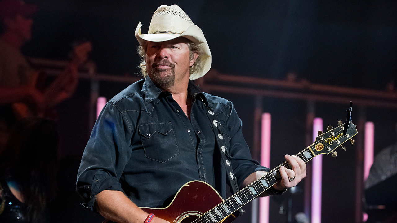 American Country Legend Toby Keith Dies After Battling With Stomach Cancer - Music Feeds