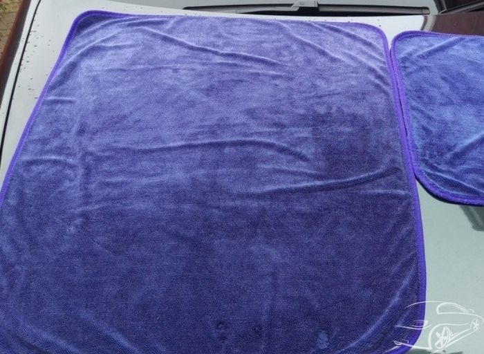 Gyeon Silk Drying Towel